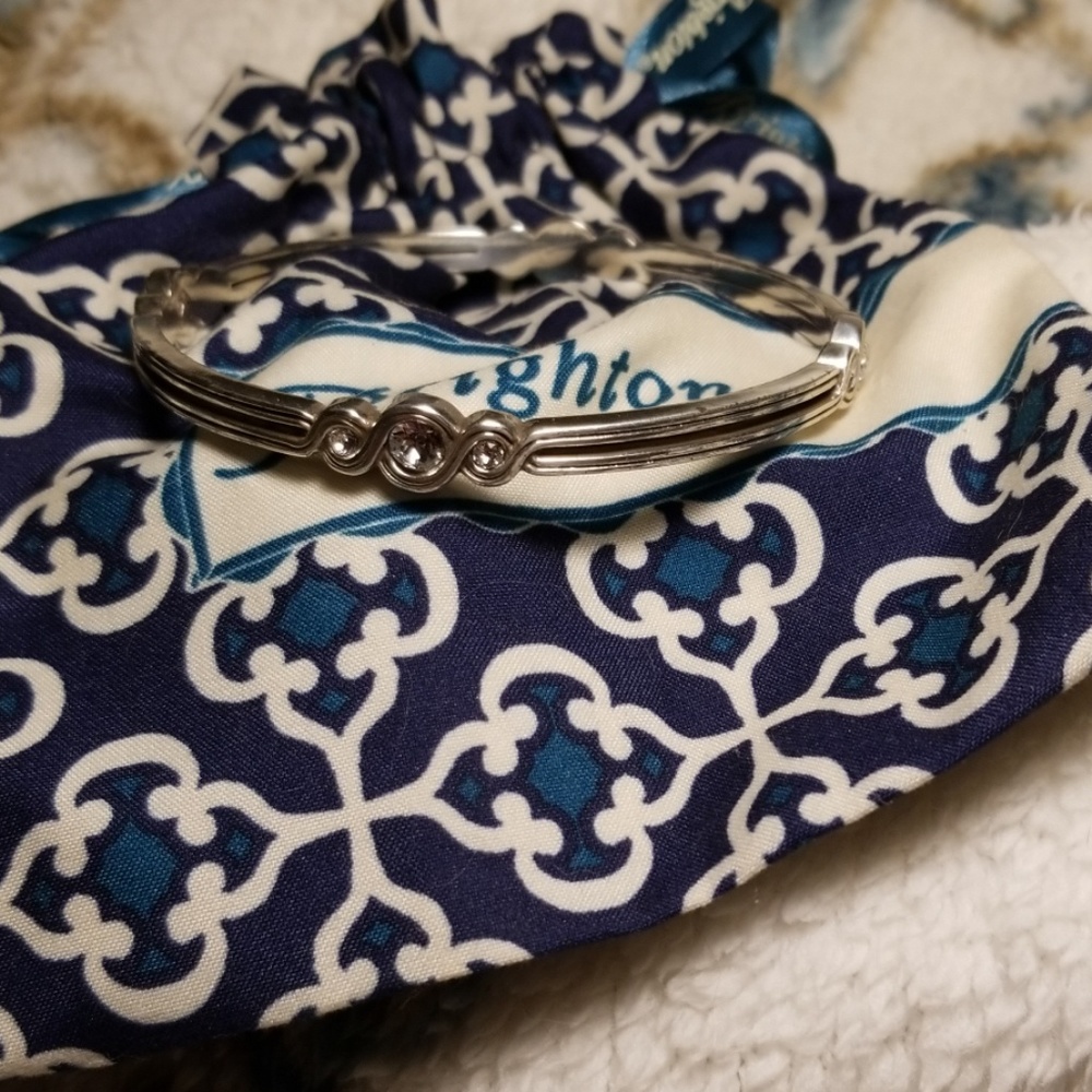 FINAL SALE 🛑Brighton with diamond look bracelet